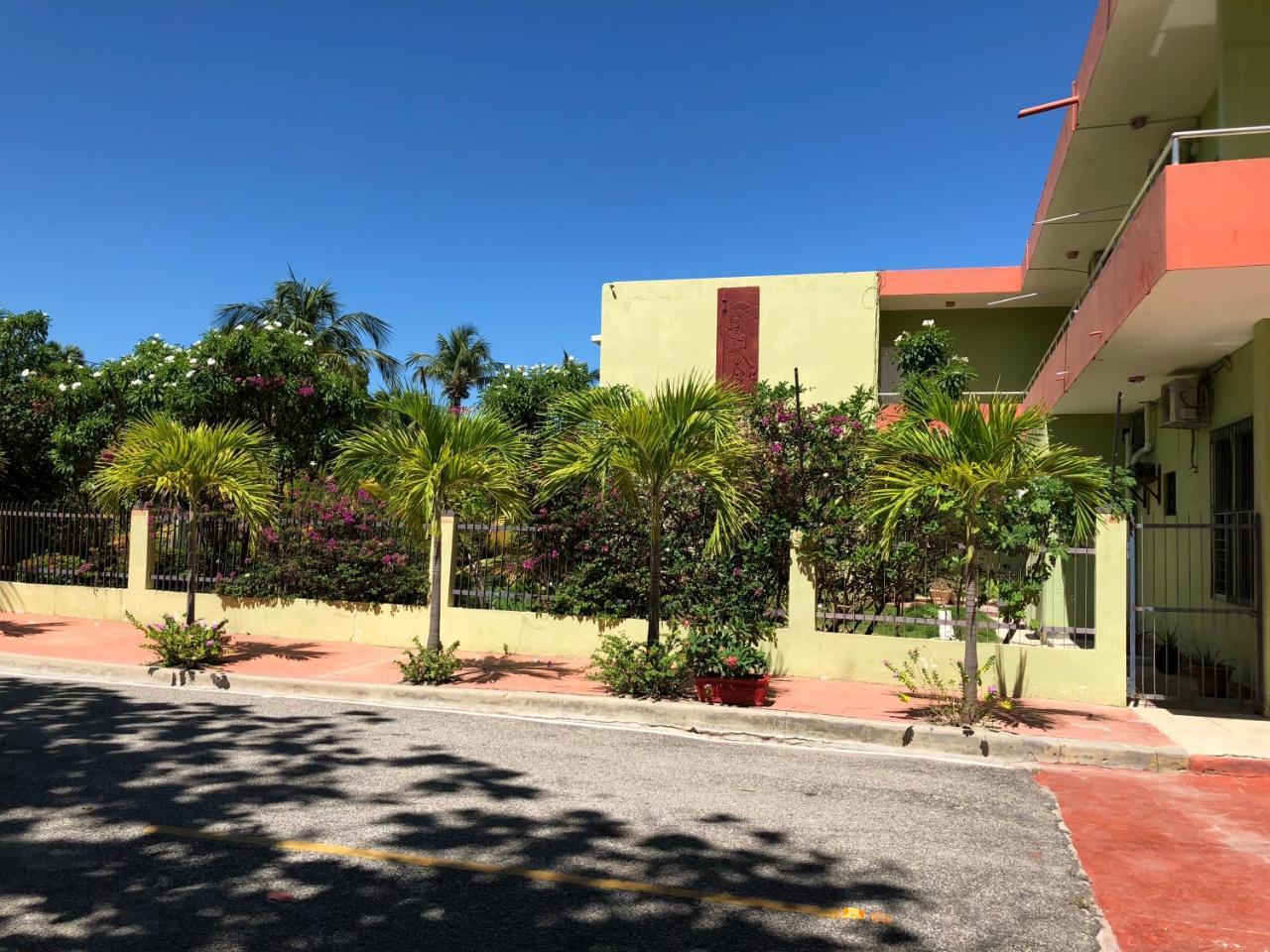 Hotel Guarocuya De Barahona Exterior photo
